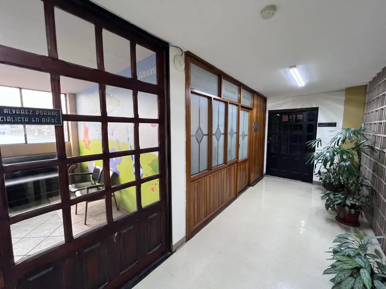 Renovated building ideal for commercial or institutional use - 2