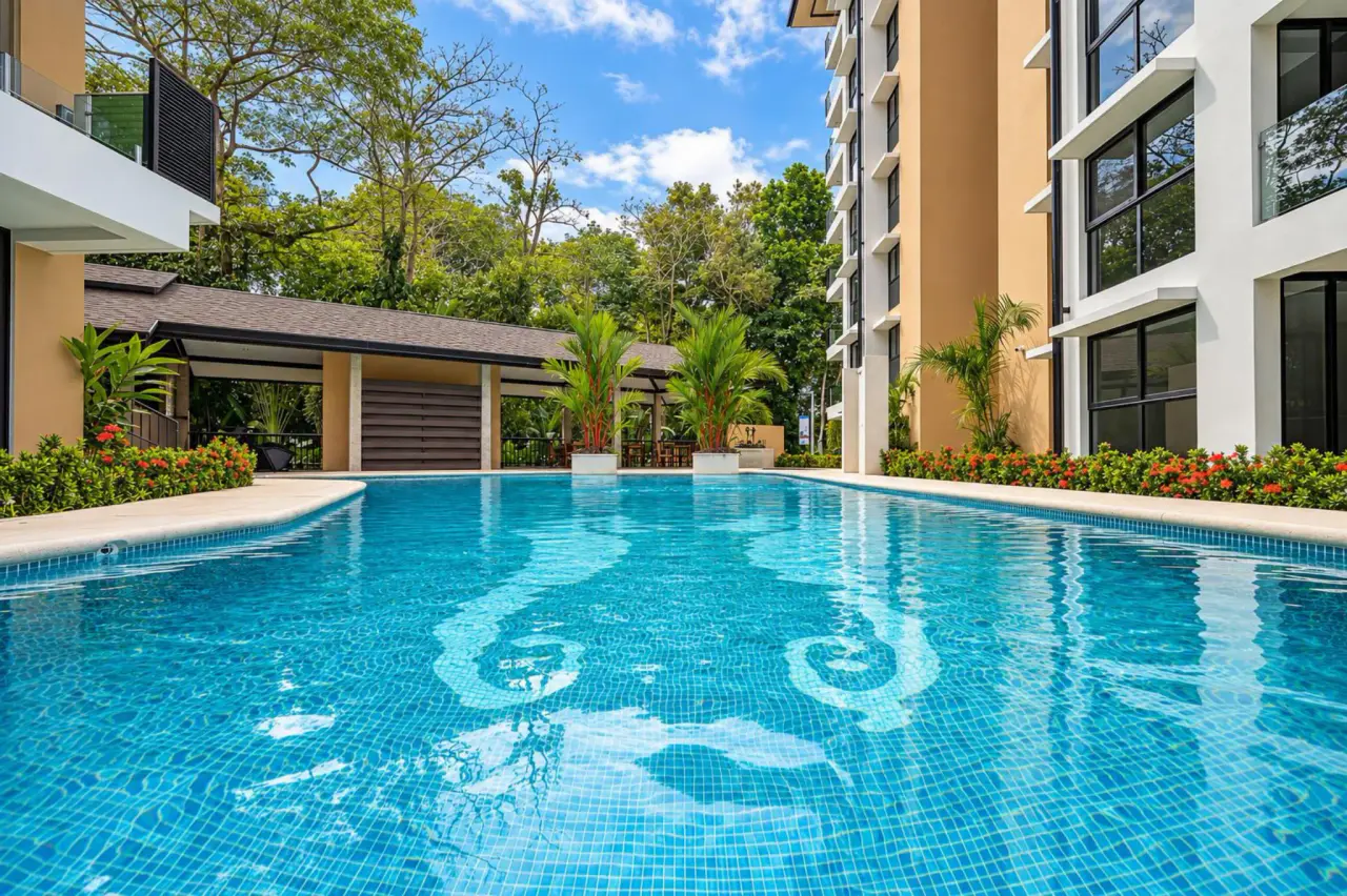 Torres del Mar 2501 : Condo de luxe au 5e étage avec 2 chambres et vue sur la forêt tropicale - 2