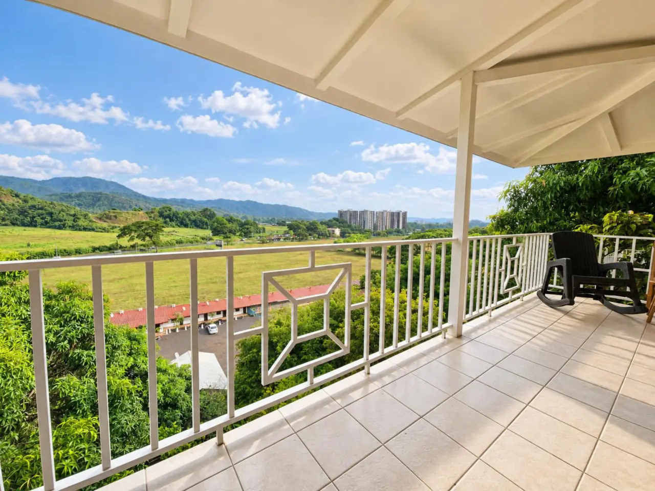 2 Bed Chalet with Valley Views and Shared Pool, Minutes to Jaco Beach - 3
