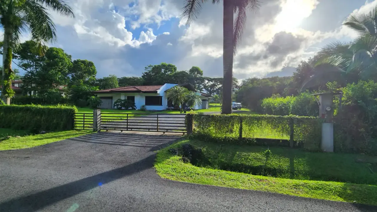 Venta / Imponente Propiedad, Guapiles, Pococi, Limon - 4