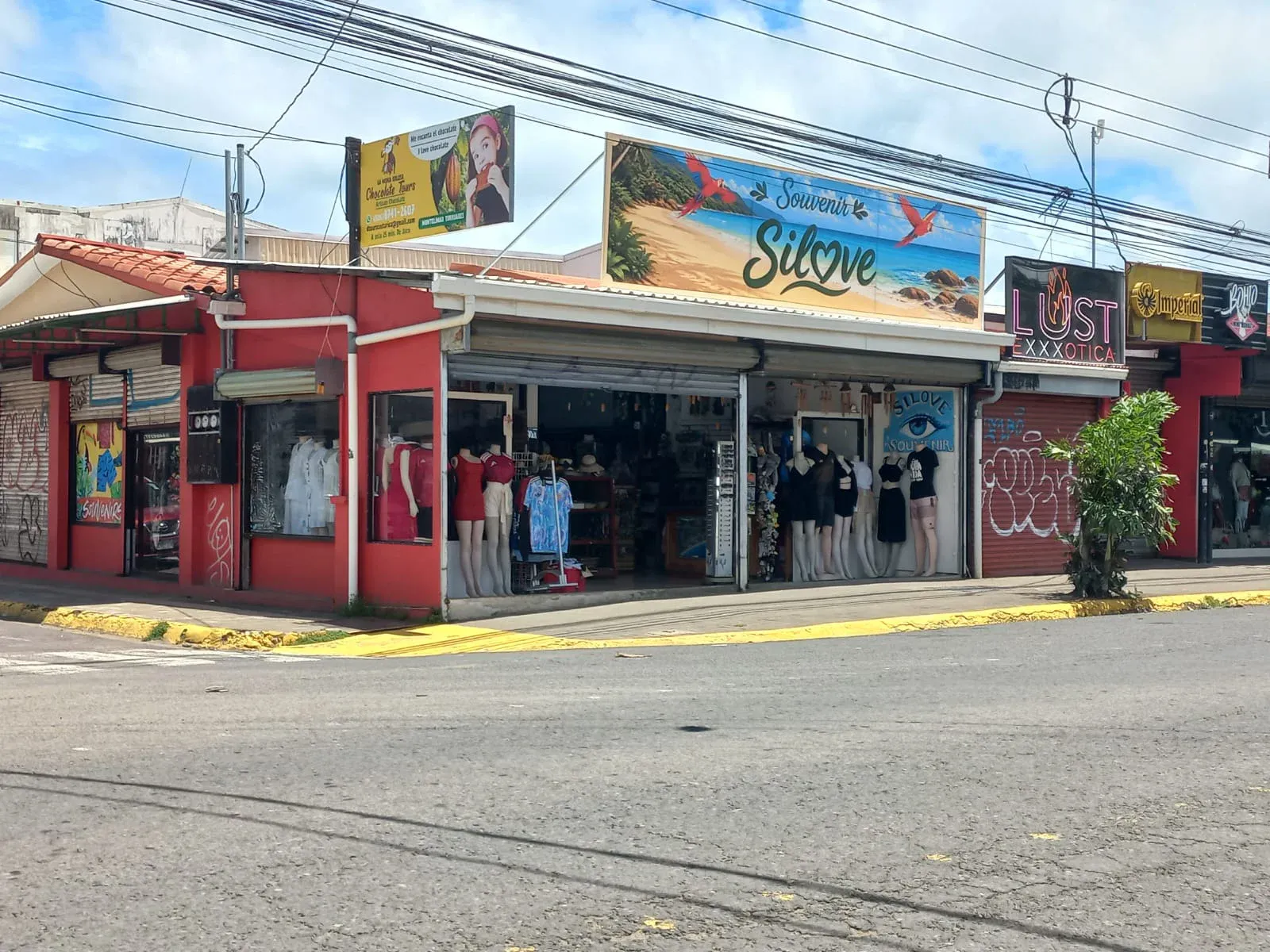 Espace Commercial de Première Ligne à Jacó, Puntarenas : Visibilité Élevée et Style de Vie Côtier - main