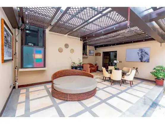 Lujosa Casa Independiente en Venta o Alquiler en Escazú -Lujo - 4