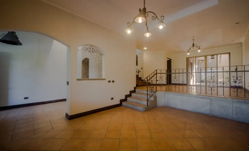 Exclusive 3-Bedroom Condo with Communal Pool in Escazú - 2