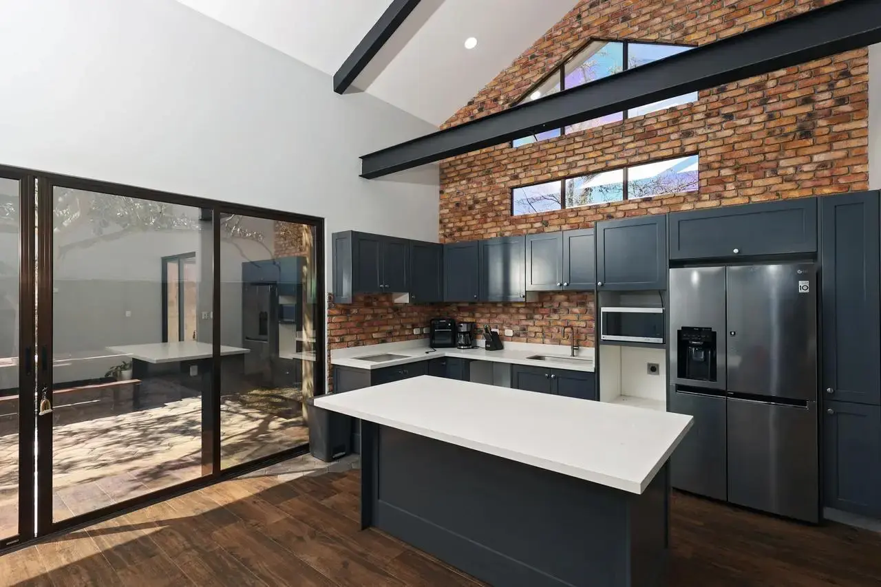 Stunning New 2-Bed, 2-Bath Modern House in La Garita, Alajuela, Built 2022 - 3