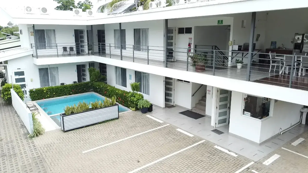 ESTABLISHED AND PROFITABLE HOTEL FOR SALE IN UVITA, PUNTARENAS - 4