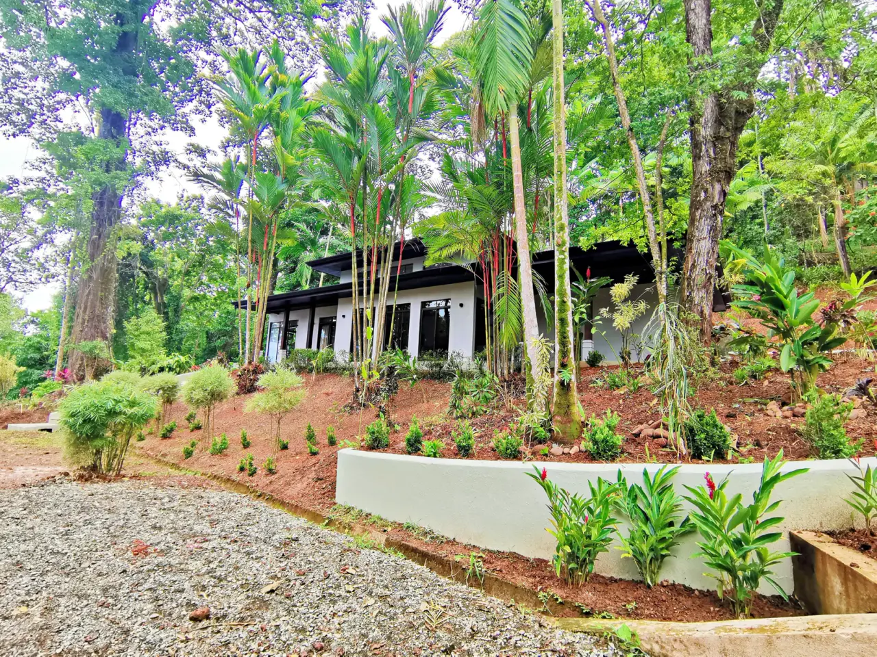 MAJESTIC VIEW HOUSE IN DOMINICAL, COSTA RICA - 4