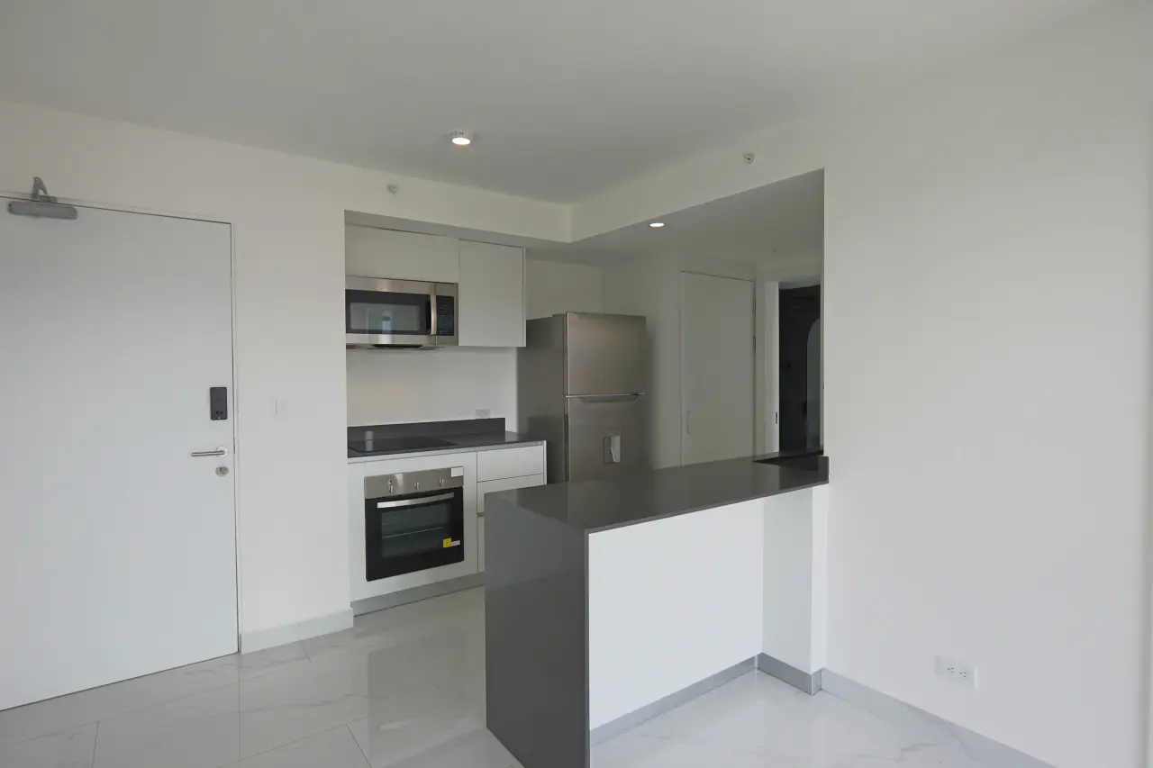 Modern 1-Bedroom Apartment for Sale in Rohrmoser - 3