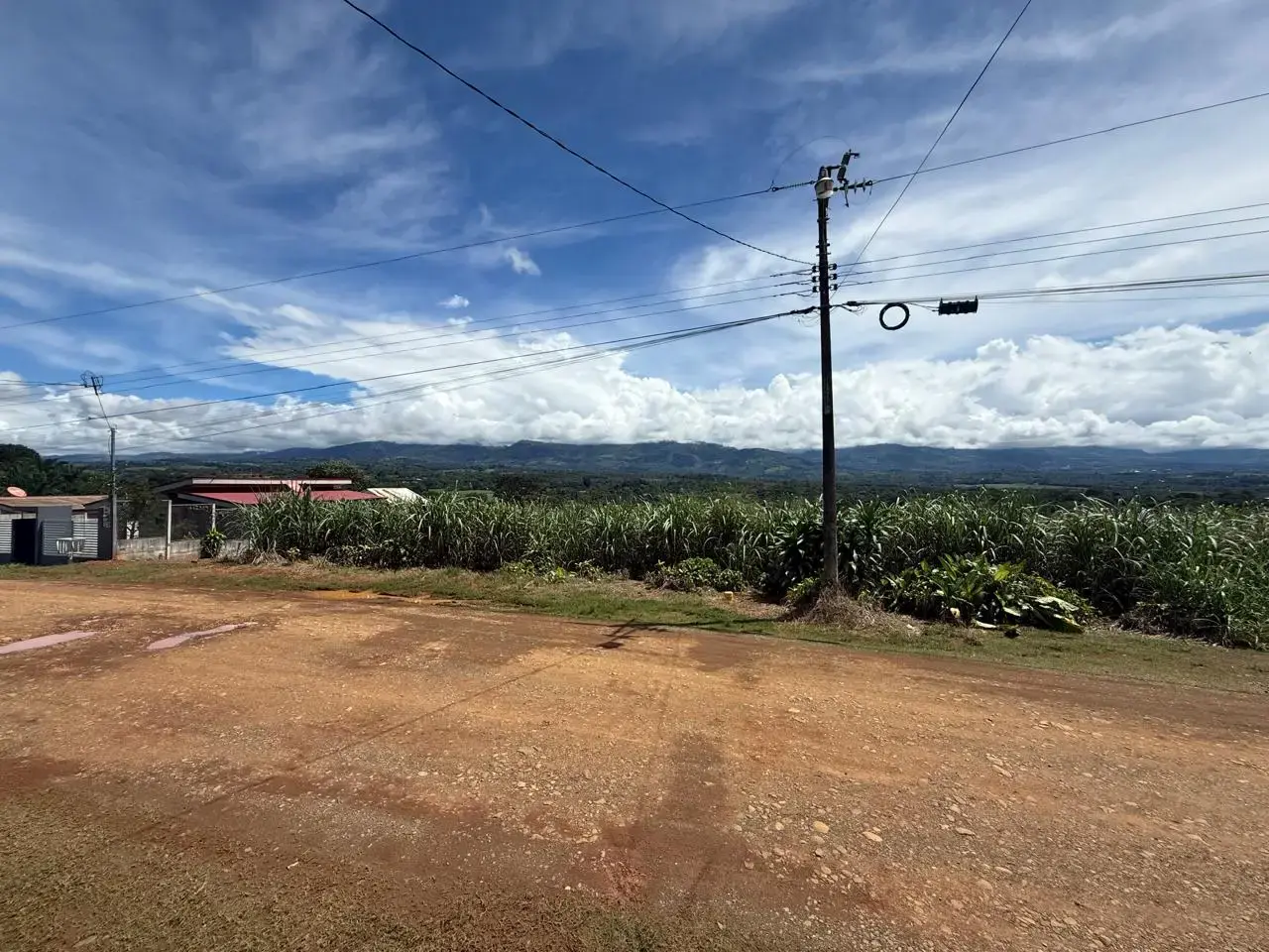 Prime Land in Pérez Zeledón, Costa Rica - Ideal for Development - 1