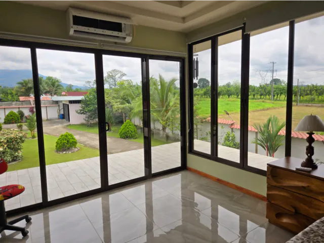 Villa Fortuna con excelente vista al Volcán Arenal