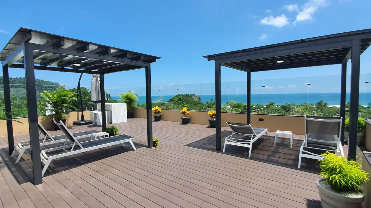 Luxury 3-Bed Condo in Jacó's Torres del Mar - 5