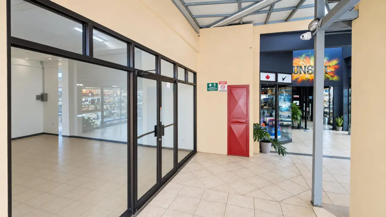 Versatile Office/Retail Space for Sale at Plaza Coral in Jacó - 1