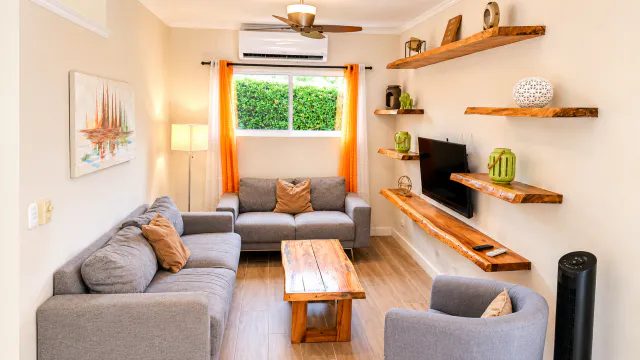 Maison moderne de 3 chambres à Jacó avec piscine privée dans une communauté fermée