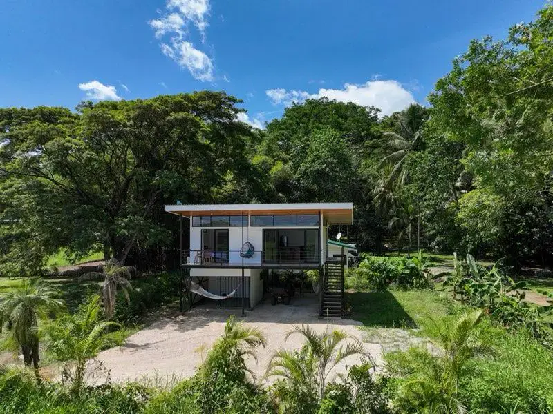 Casa asequible con vista al mar – A pasos de la playa | Playa San Miguel, Costa Rica - 3