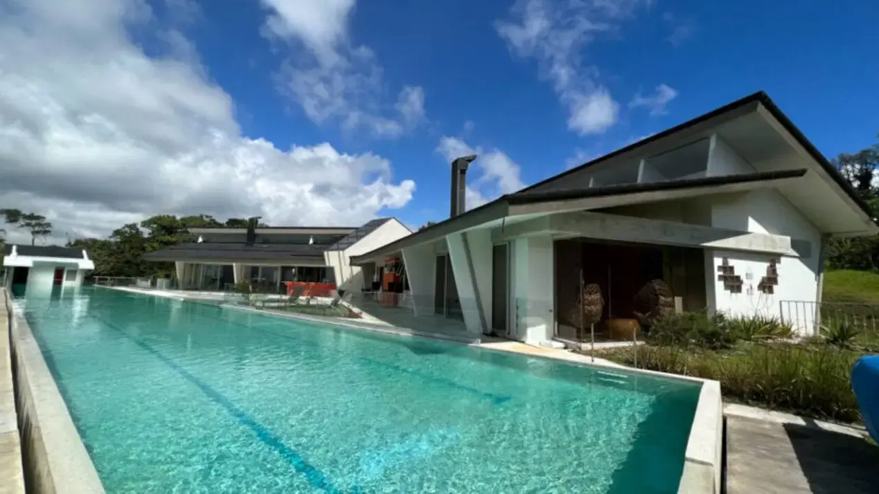 Luxury Mountain Estate with Private Creek, Pool & Panoramic Views in Coronado, Costa Rica - 1