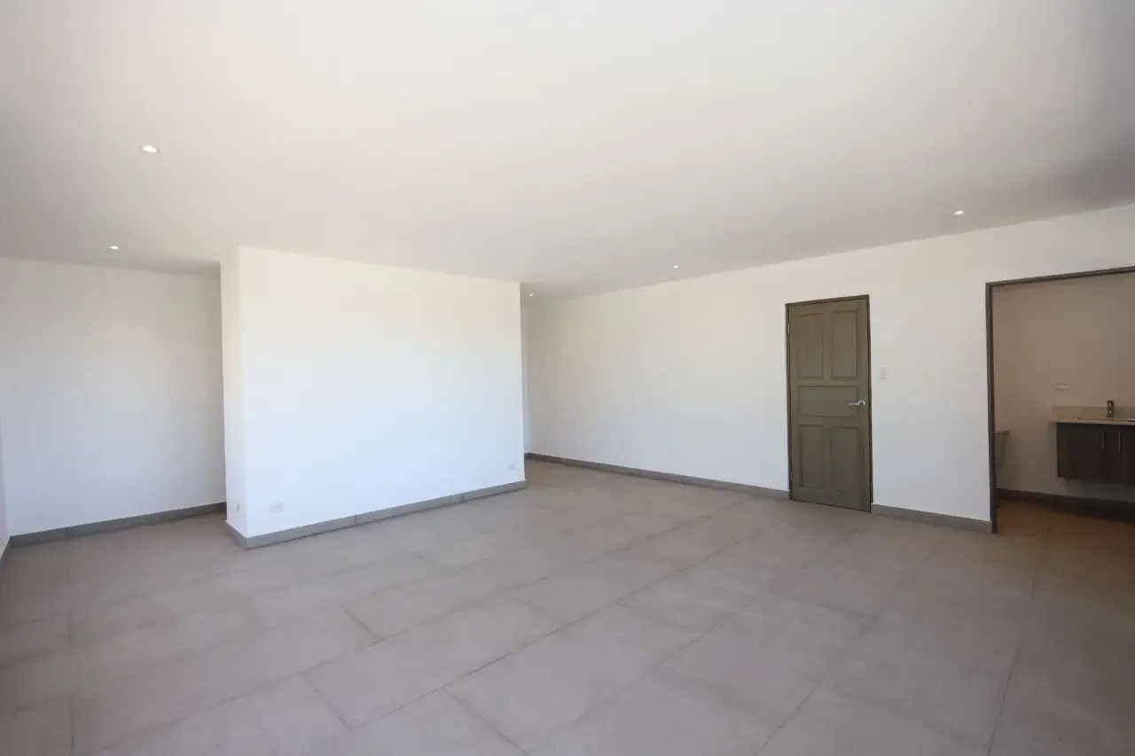 For Rent: New 1 and 2 bedroom Apartments in Escazu - 2
