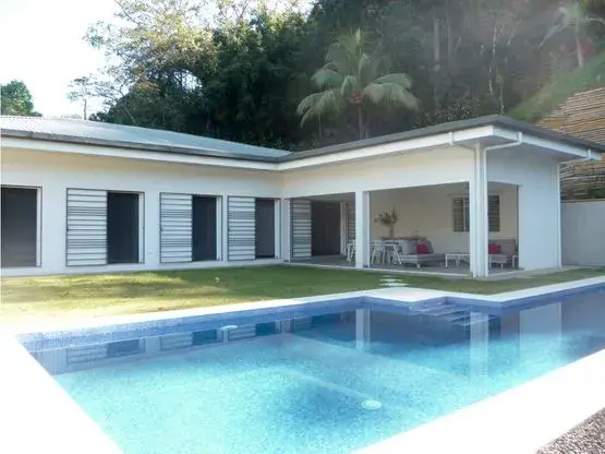 Beautiful Home in a quiet and green place close to Jaco Town - 1