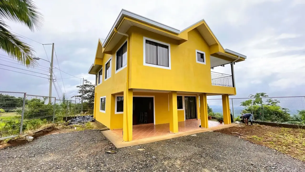 BEAUTIFUL HOUSE WITH GULF OF NICOYA VIEWS FOR SALE – SAN RAMÓN, ALAJUELA - 2