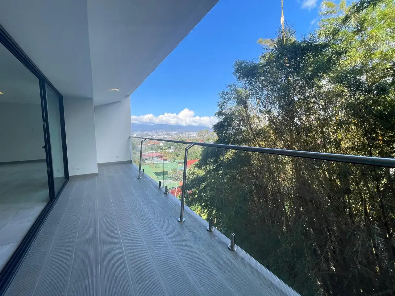Sale – Luxury Apartment in Escazú - 2