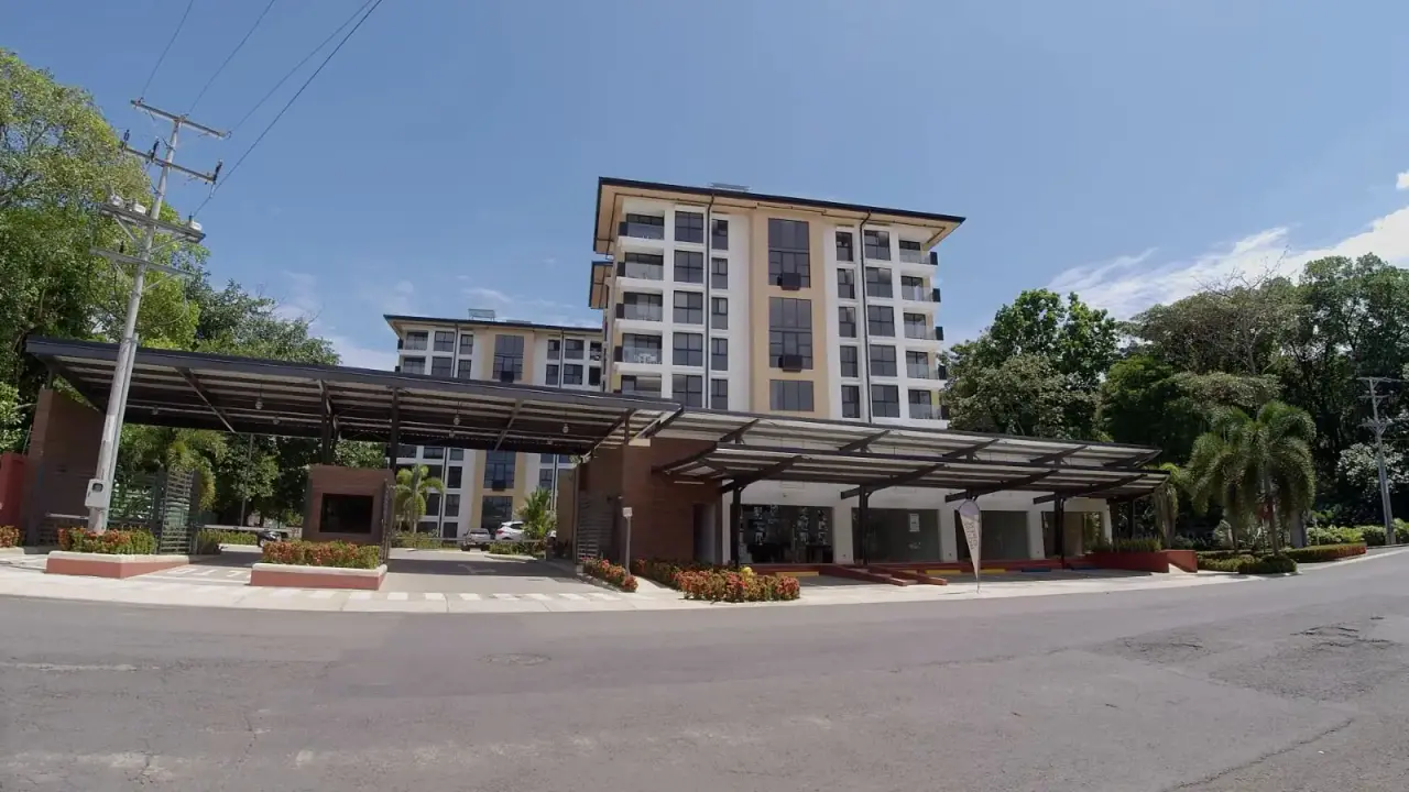 Brand New Modern Office/Commercial Space in Jacó, Costa Rica - Prime Location - 3