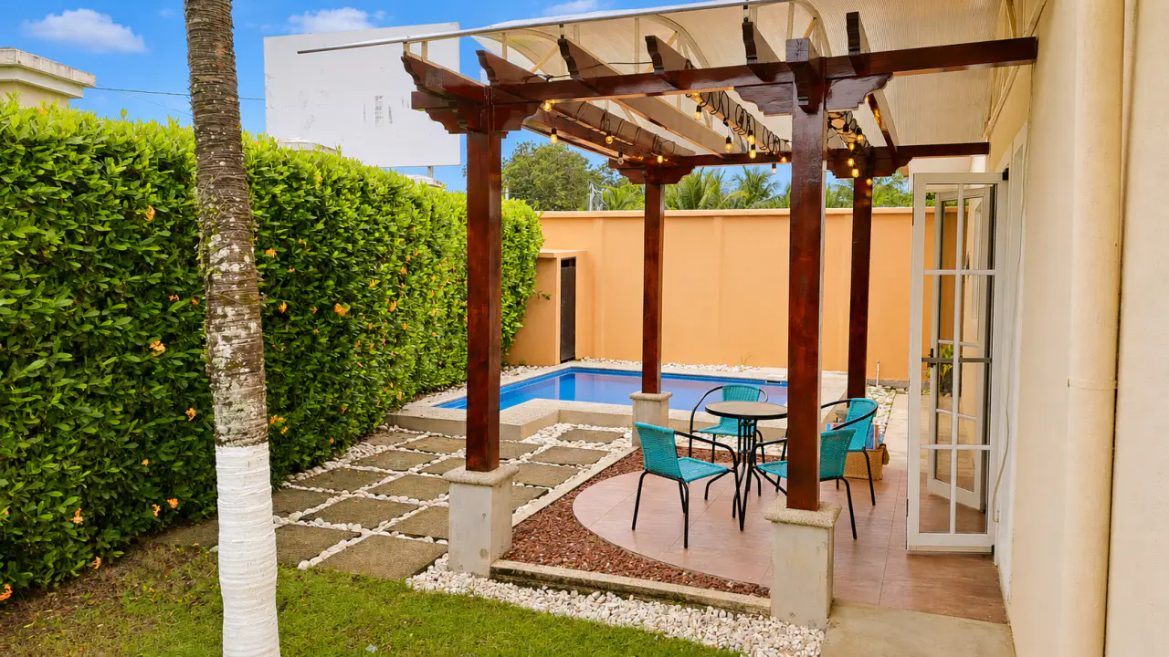 Modern Jacó 3-BR Home with Private Pool in Gated Community - 3