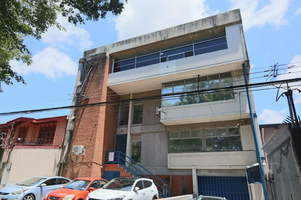 Oficina en Alquiler – Barrio Córdoba. - 1