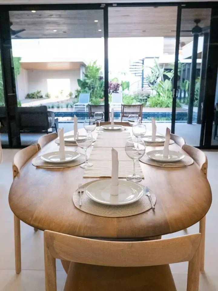 Luxury 5-Bedroom Home in Jacó, Costa Rica - 3