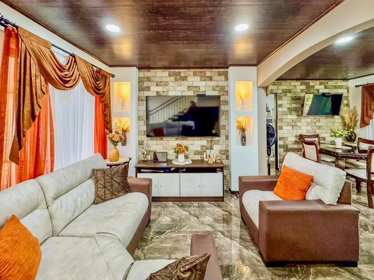 Stunning New 3-Bed, 3-Bath Home in Grecia, Alajuela - Modern Living - 3