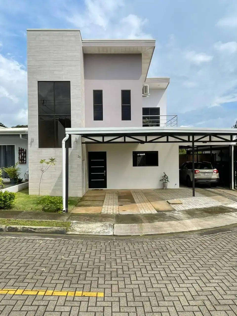 Modern 4-Bedroom Home in Grecia, Alajuela - Your Costa Rican Oasis - main