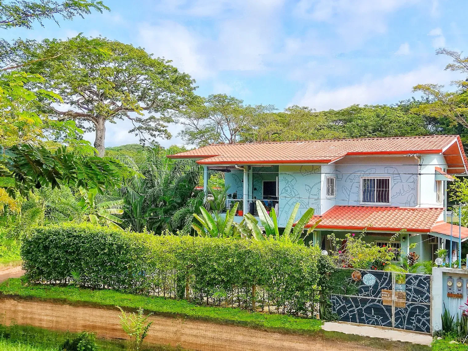 Stunning Property in Samara – Perfect for Investment or Family Living - main