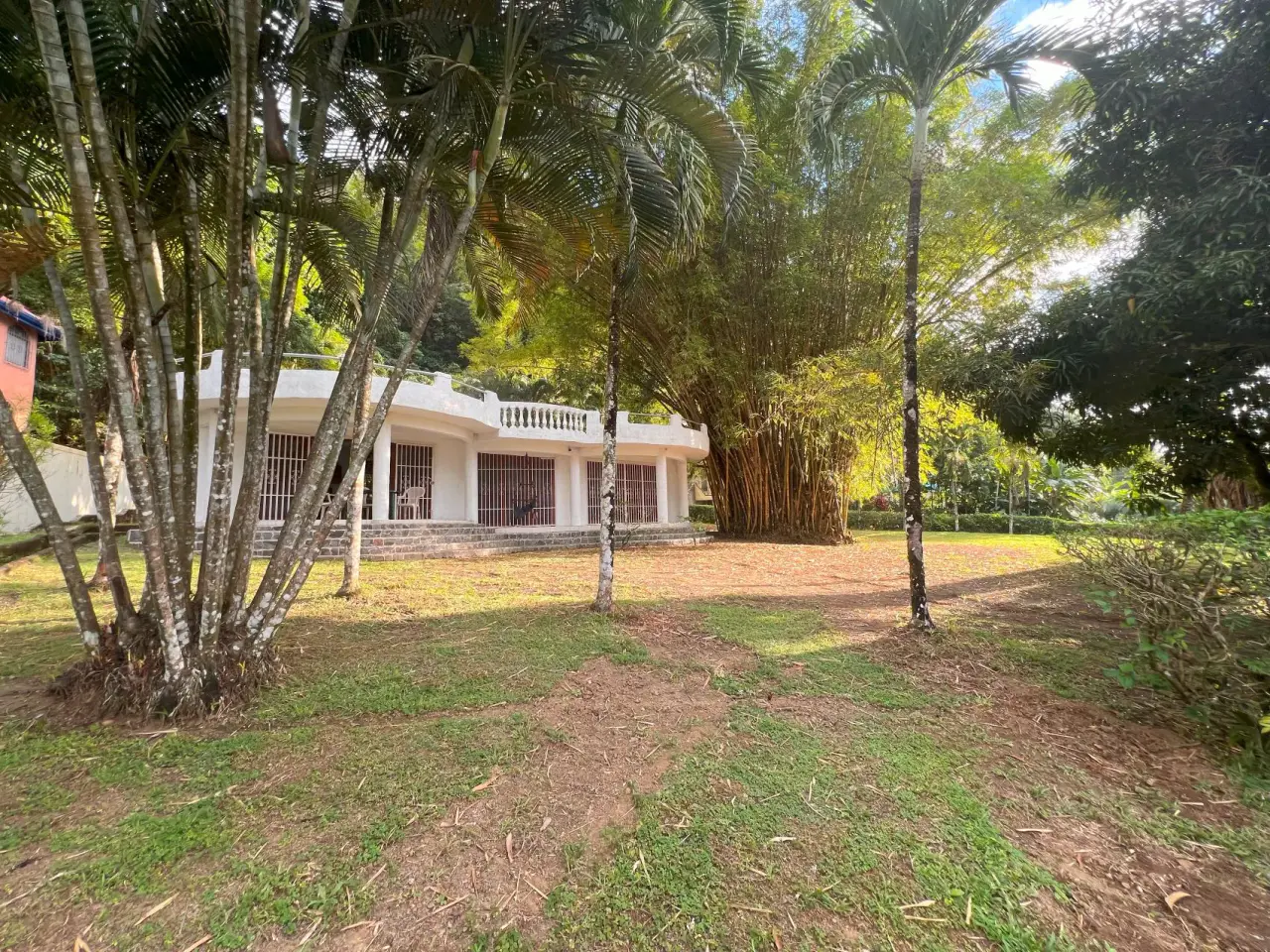 Casa Blanca – Coastal Living – Commercial Opportunity! - 2
