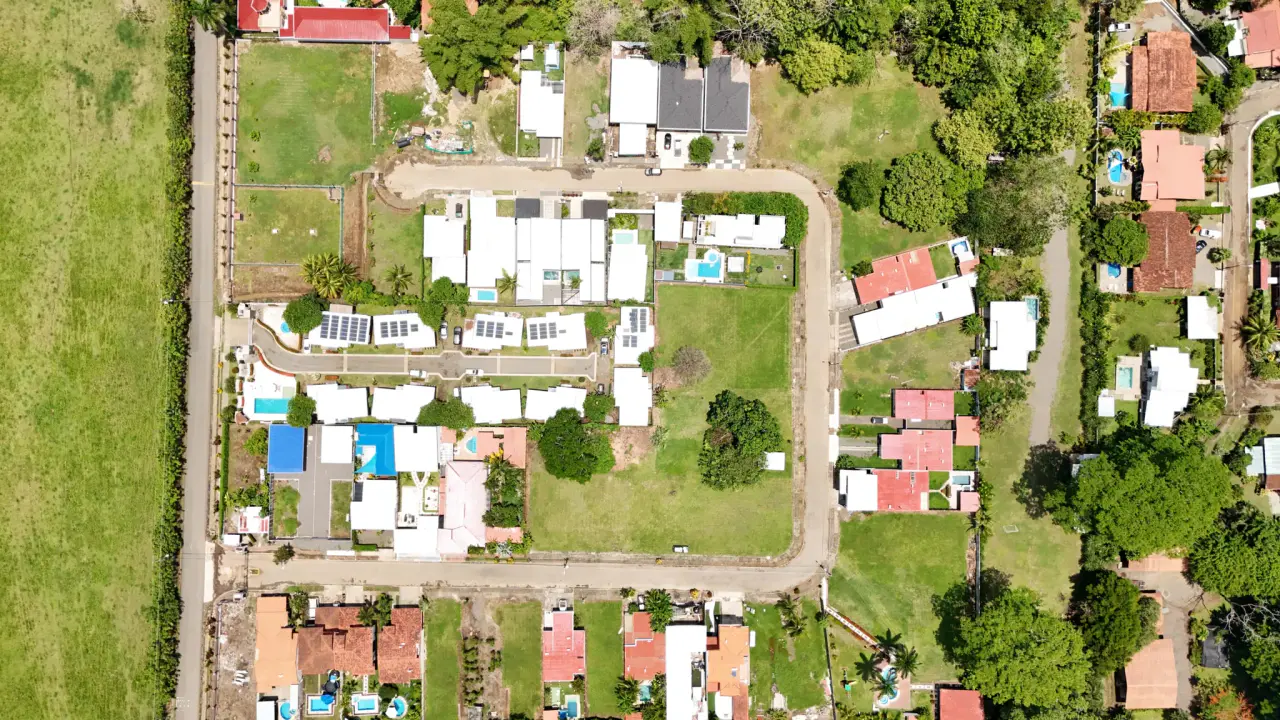 Discover this beautiful brand-new home located in an exclusive residential community in Playa Hermosa, just minutes away from one of Costa Rica’s most stunning beaches. - 5