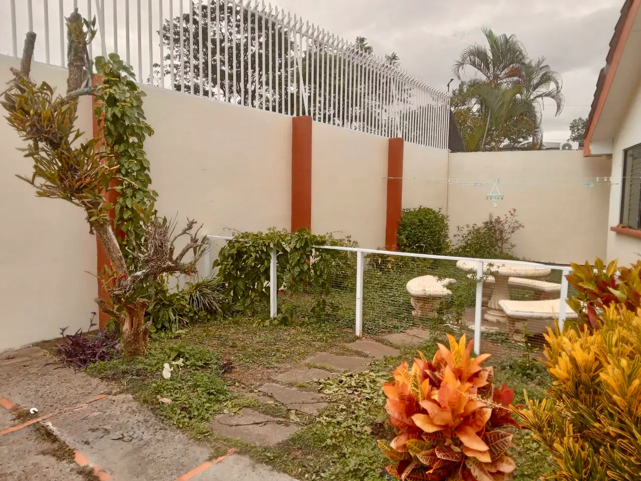 Dos casas gemelas en Bosques de Doña Rosa - 4