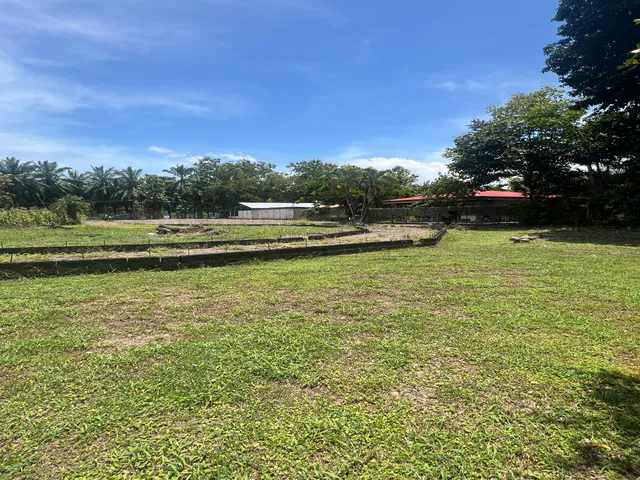Terrain de 5 027 m² à Los Ángeles de Parrita | 131 mètres de façade et grand potentiel