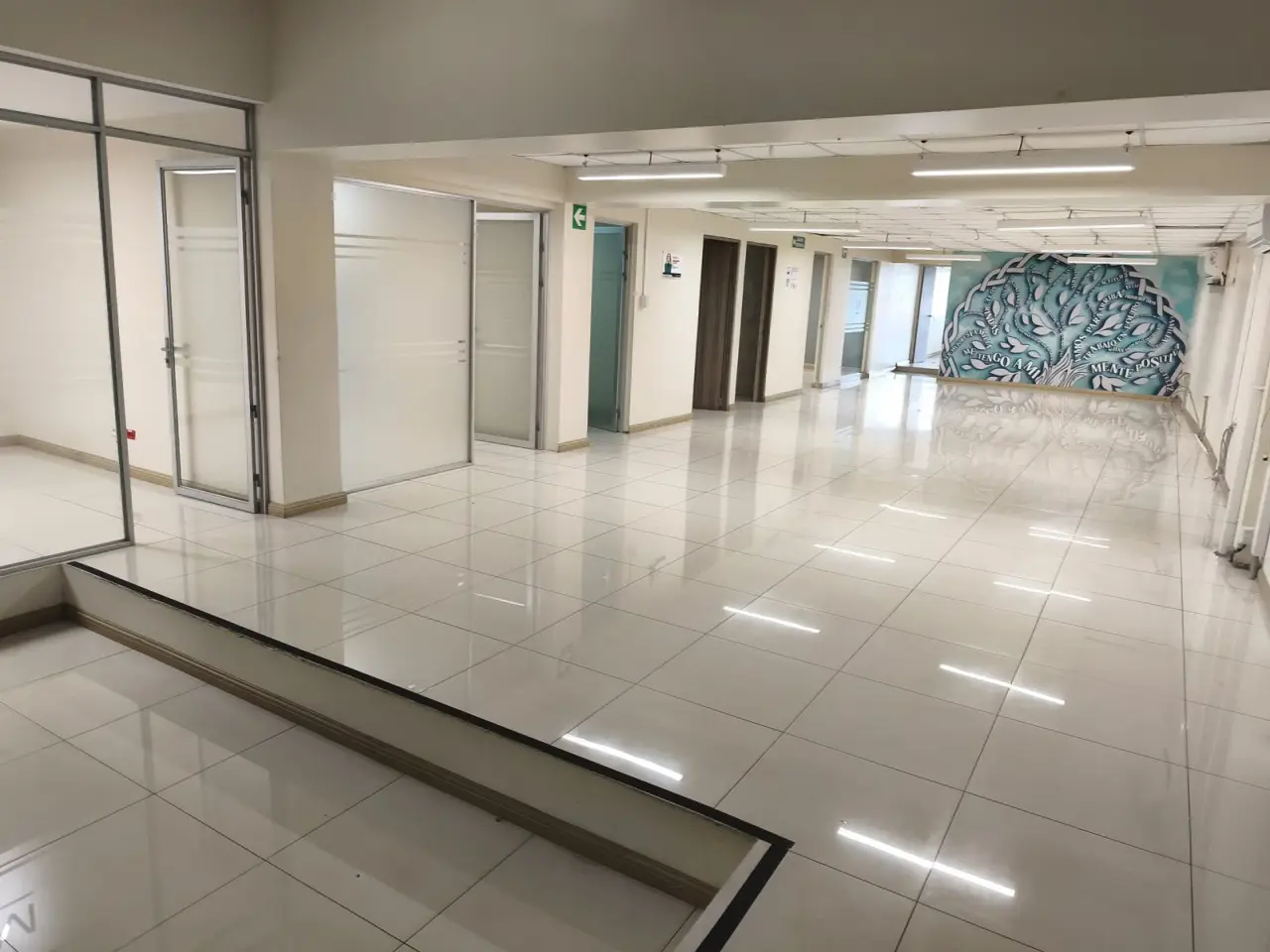 Location commerciale Sabana — Bâtiment de bureaux avec stationnement pour jusqu'à 15 véhicules - 2