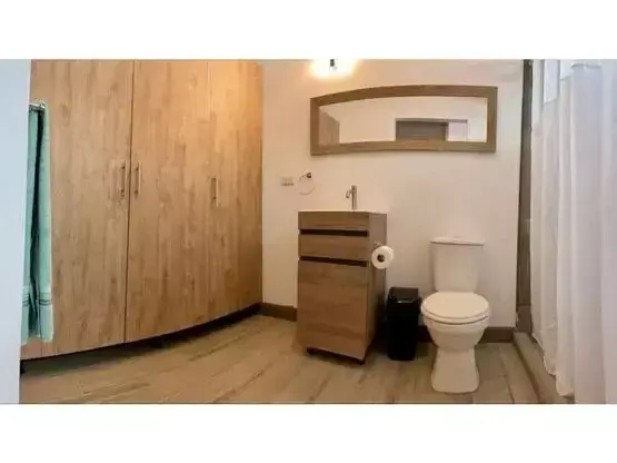Hermosa casa con 3 apartamentos en Jaco - 4