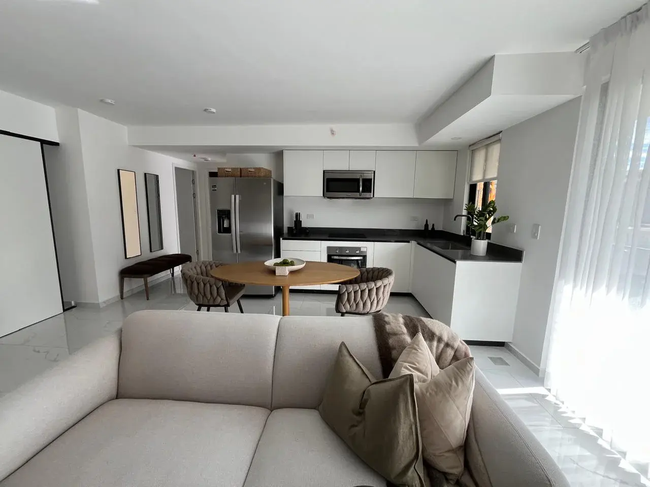 Appartement Neuf EN TOUR, Près de Tout, avec Vues sur la Forêt et la Vallée Centrale. - 1