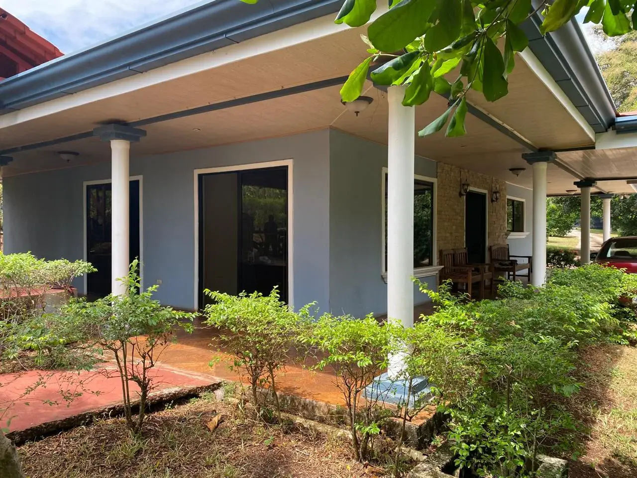 Spacieuse villa de 5 chambres avec piscine et jardins luxuriants à San Mateo, Alajuela - 3