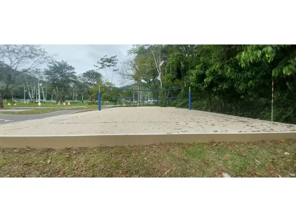 Lot Of Land On Exclusive Beach Condominuim - 4