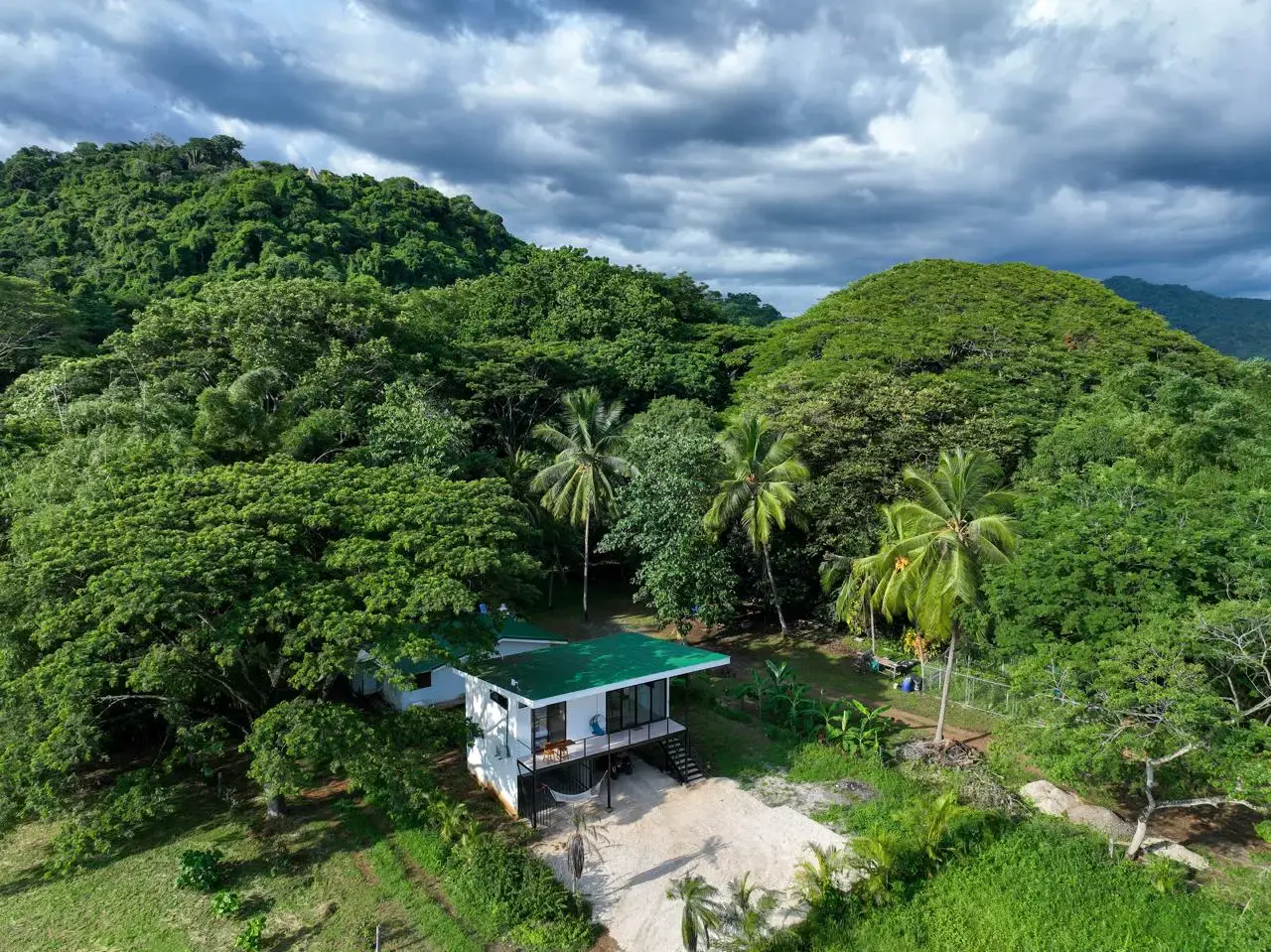 Casa asequible con vista al mar – A pasos de la playa | Playa San Miguel, Costa Rica - 1