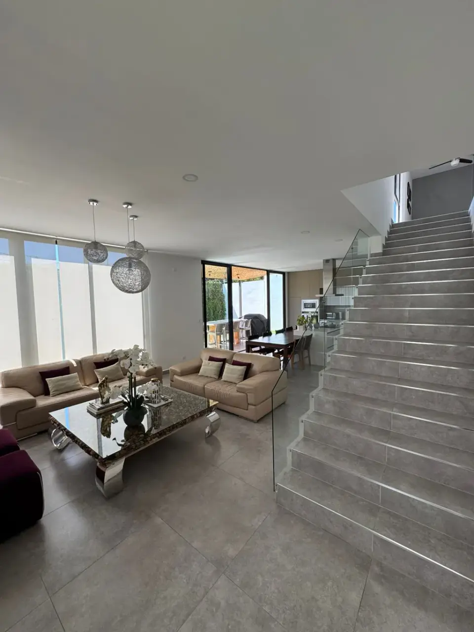 House FOR SALE in an exclusive condominium located in Santa Ana, Pozos. 📍Bulevar Santa Ana Condominium - 1