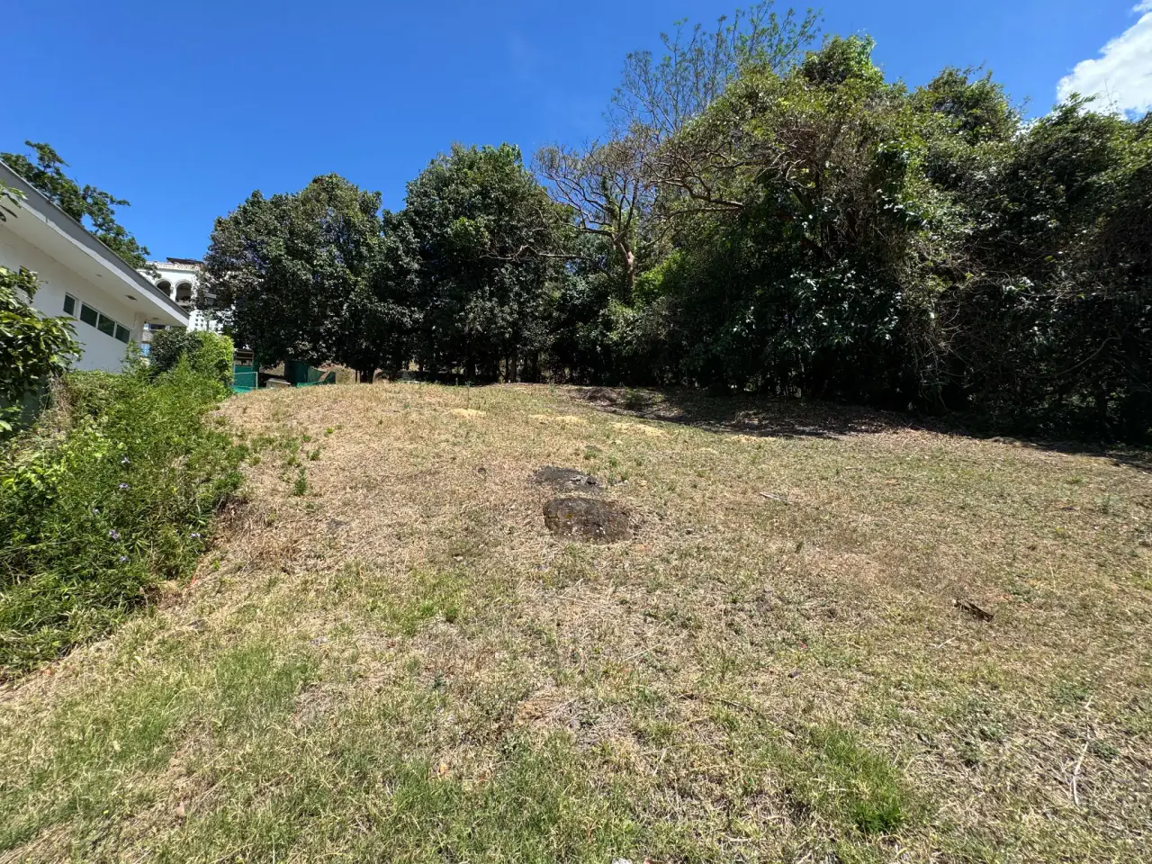 Sale / Impressive Lot in The Altamira Condominium, Ciudad Colon, San Jose - 4