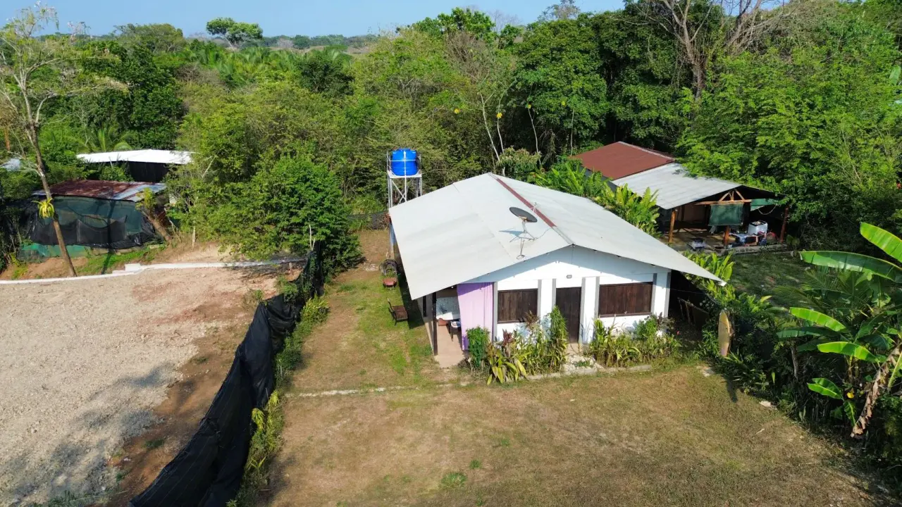 Affordable Investment with Expansion Potential in San Isidro, Santa Teresa - 2
