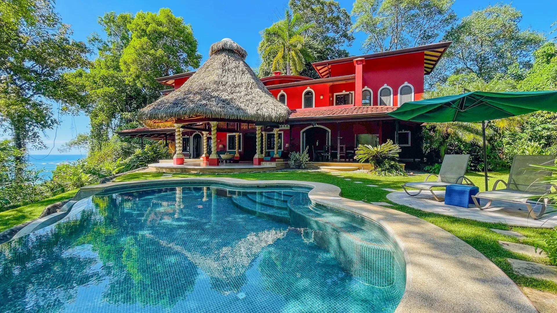 JOYA DE LA CORONA DEL PACÍFICO: UNA EXCEPCIONAL FINCA COLONIAL CON FRENTE AL MAR EN DOMINICAL - main