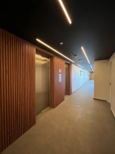 Exclusive 1-Bedroom Apartment in Rohrmoser with Luxury Amenities