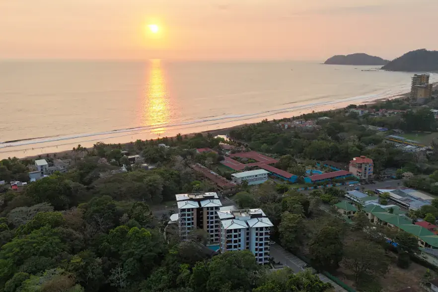 “Exclusive Sunset-View Apartment at Torres del Mar” - 3