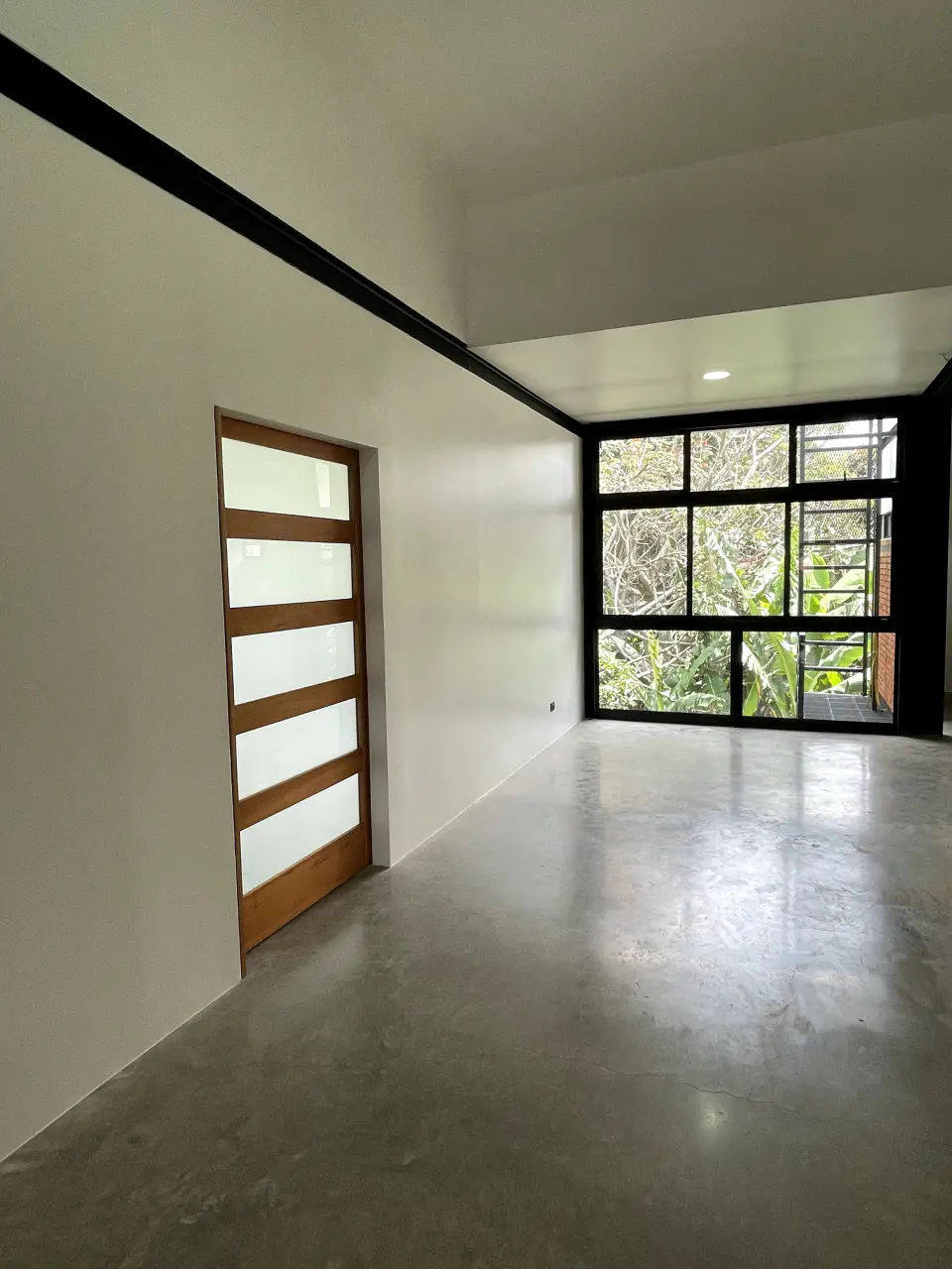 Immeuble commercial moderne de 4 chambres avec espace flexible à San José, Barrio Escalante - 4