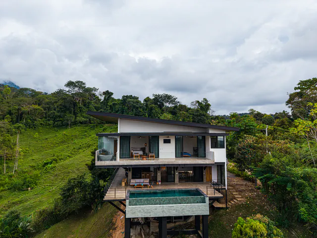 Brand New Luxury Oceanview Oasis in Bahía Ballena, Costa Rica - 5 Beds, Infinity Pool, Sunset Views