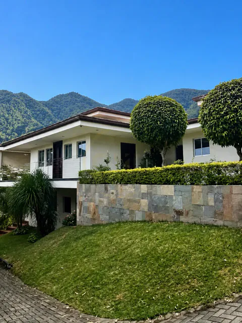 FOR SALE / Spectacular Multifunctional Residence with Panoramic Views in San Antonio, Escazú