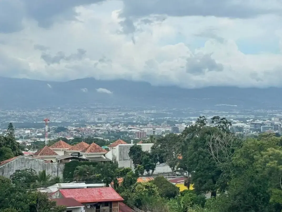 Sale / Luxury Apartments in Condominium, San Miguel, Escazú, San José - 4