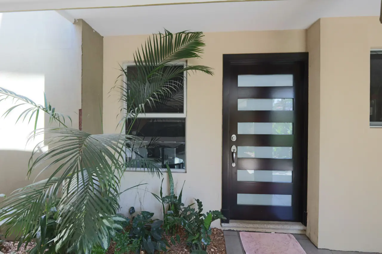 For Sale: Independent 3-Bedroom House with Garden in Alajuela - 5